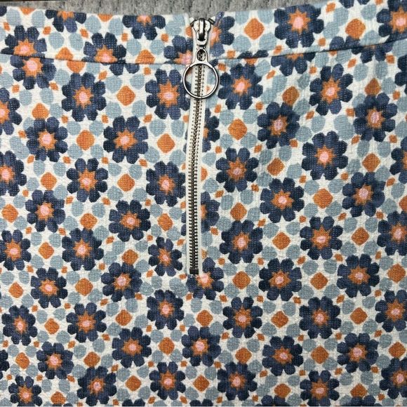 SOLD Abercrombie & Fitch Skirt Mini Floral Blue Mosaic Zip Front Size L - Picture 6 of 6